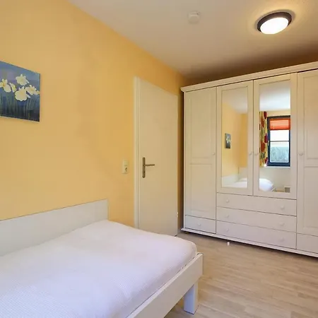 Papillon 01-2 Apartment