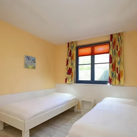 Papillon 01-2 * Boltenhagen (Ostseebad)